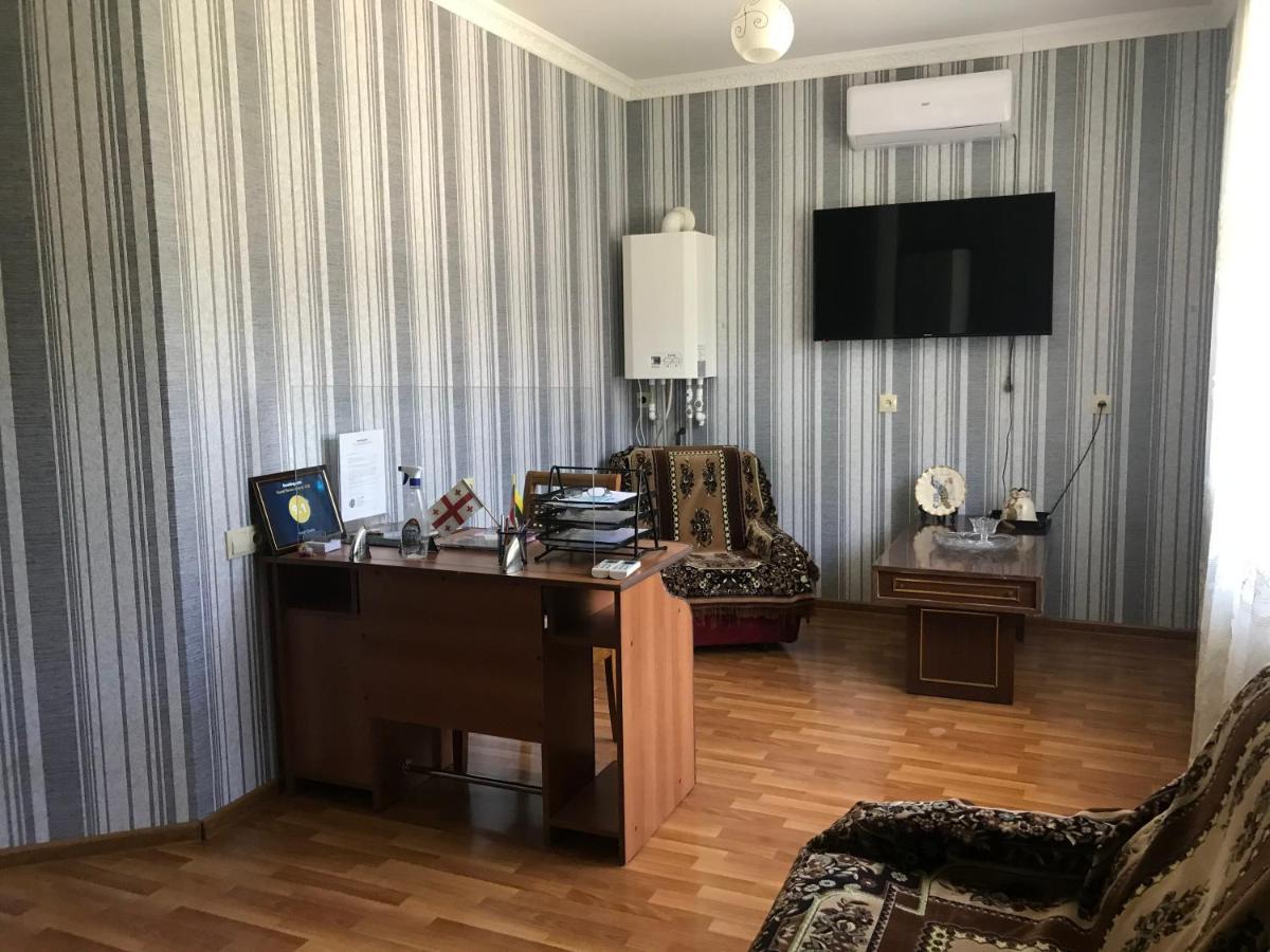 Hotel Oniks Kutaisi Eksteriør billede